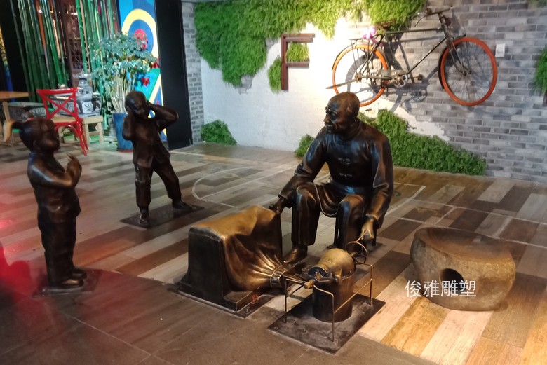 濟(jì)南高新萬(wàn)達(dá)鑄銅雕塑